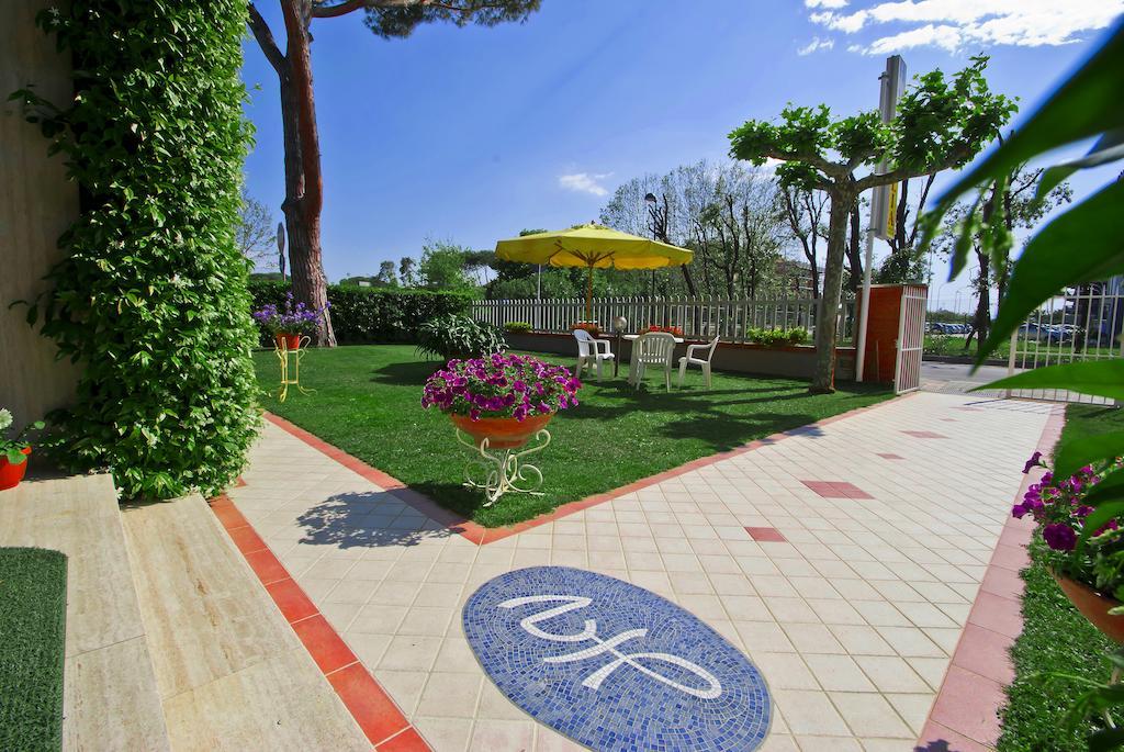 ليدو دي كامايوري Hotel Versilia المظهر الخارجي الصورة